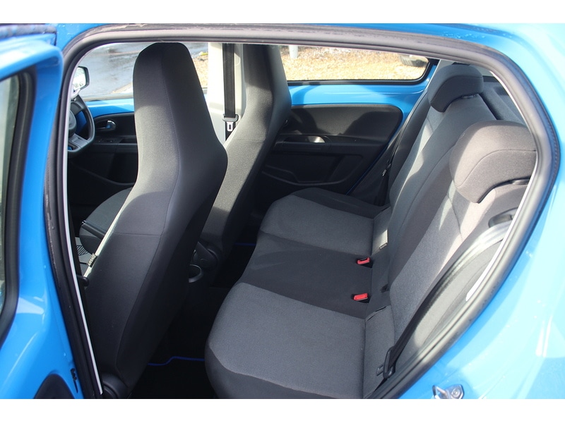 Used Volkswagen up! 2014 for sale - 76934909: Photo 16