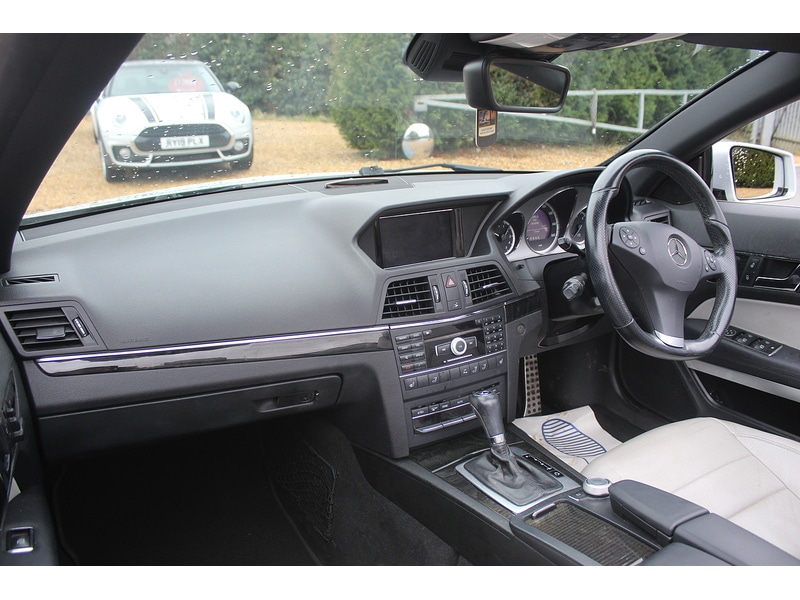 Used Mercedes-Benz E Class 2011 for sale - 77399904: Photo 16