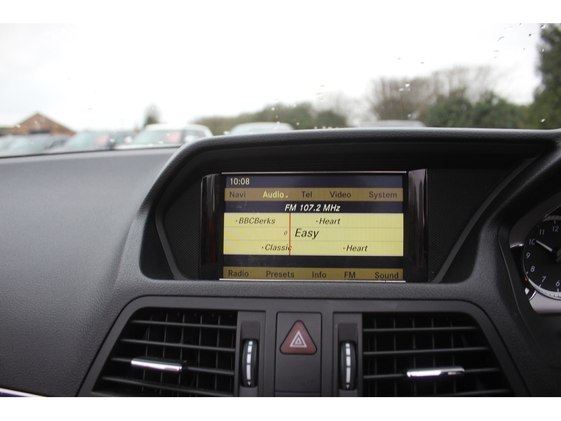 Used Mercedes-Benz E Class 2011 for sale - 77399904: Photo 22