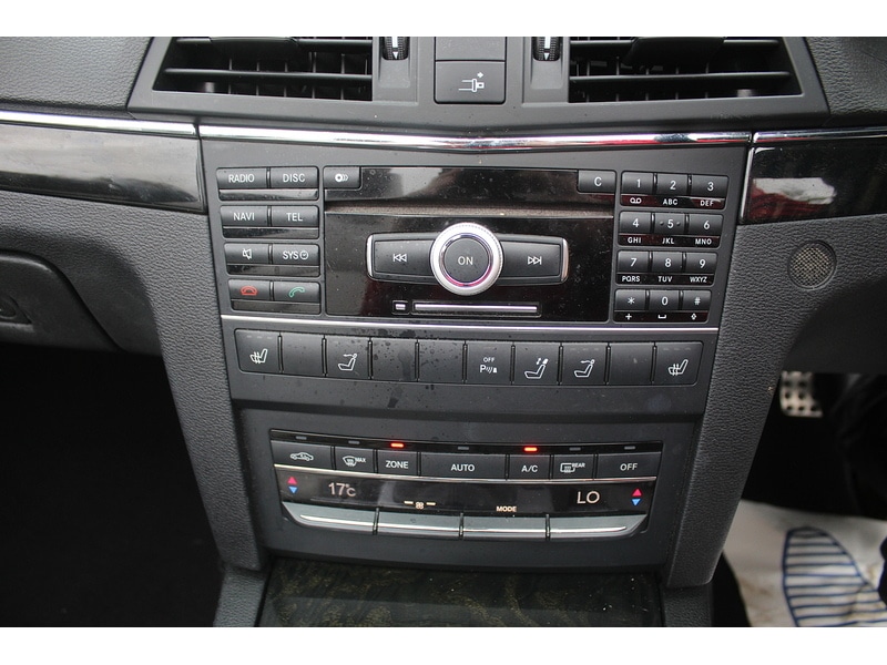 Used Mercedes-Benz E Class 2011 for sale - 77399904: Photo 23