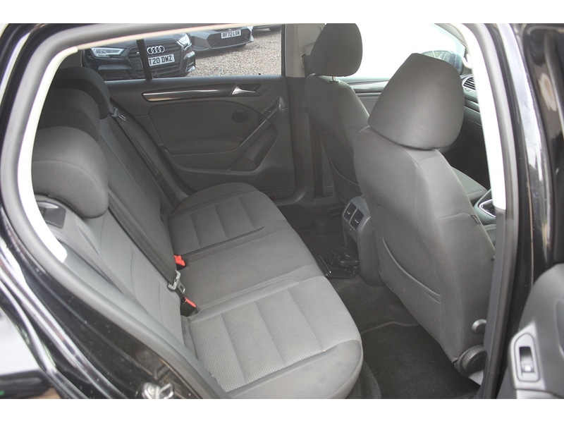 Used Volkswagen Golf 2010 for sale - 76368327: Photo 11