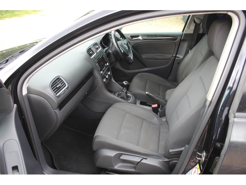 Used Volkswagen Golf 2010 for sale - 76368327: Photo 13