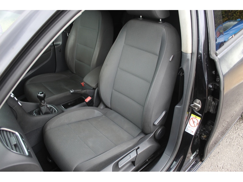 Used Volkswagen Golf 2010 for sale - 76368327: Photo 14