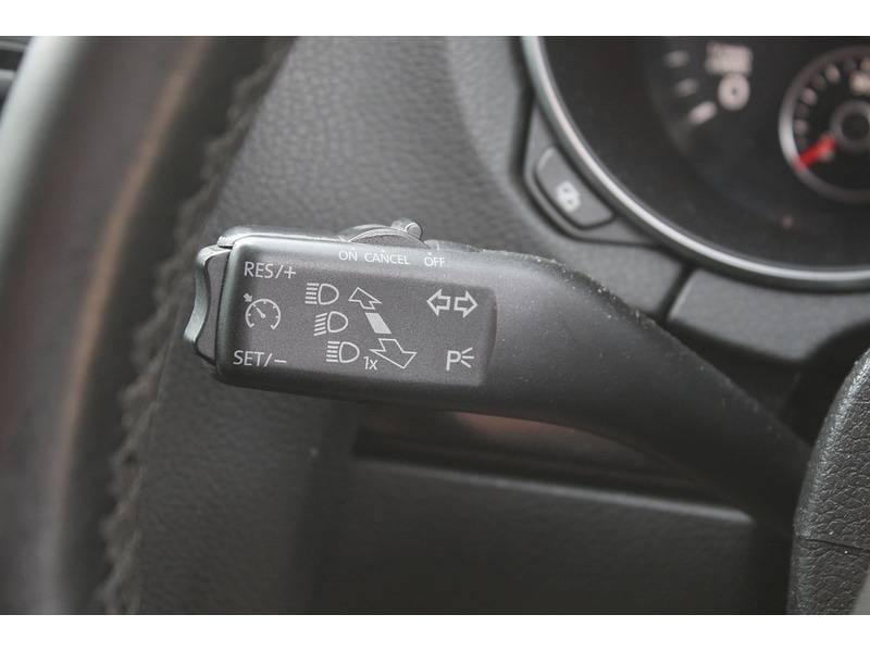 Used Volkswagen Golf 2010 for sale - 76368327: Photo 20