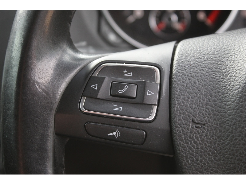 Used Volkswagen Golf 2010 for sale - 76368327: Photo 21