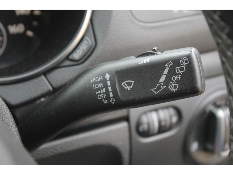 Used Volkswagen Golf 2010 for sale - 76368327: Photo 23