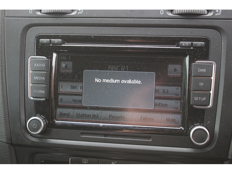 Used Volkswagen Golf 2010 for sale - 76368327: Photo 26