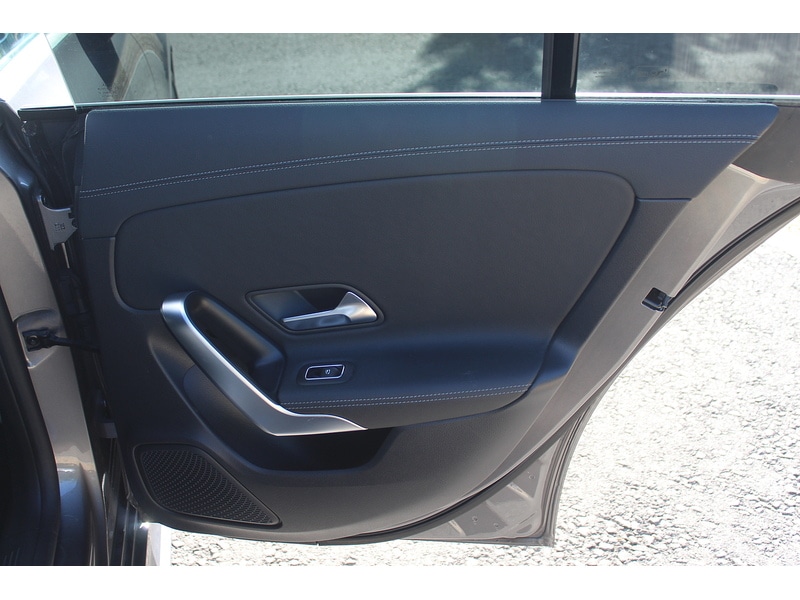 Used Mercedes-Benz CLA 2019 for sale - 75911529: Photo 35