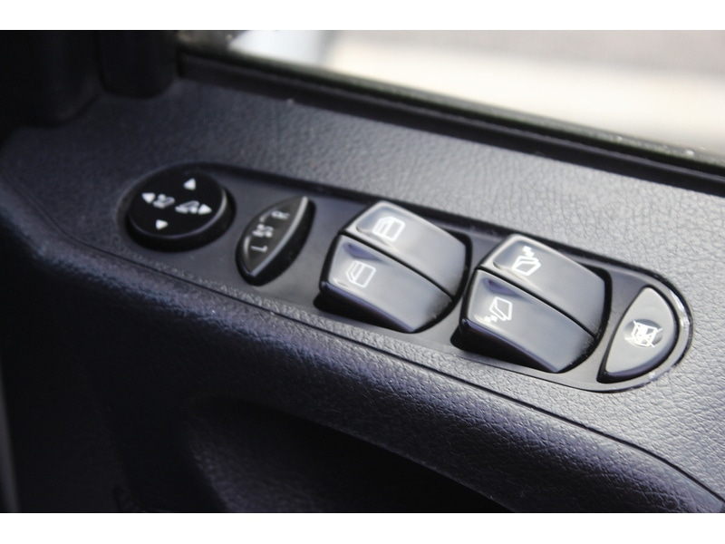 Used Mercedes-Benz Viano 2007 for sale - 77222963: Photo 21