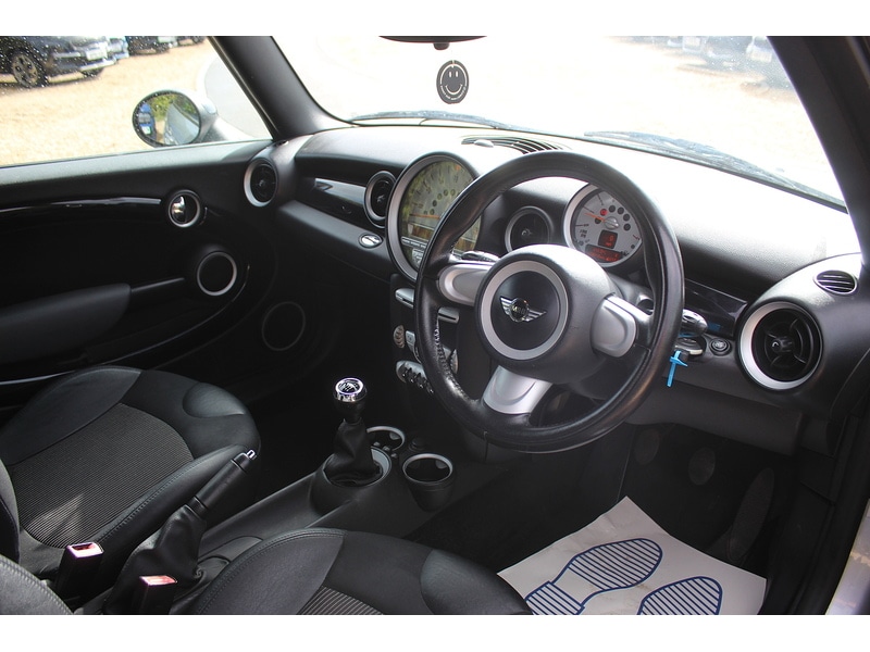 Used MINI Hatch 2010 for sale - 76163680: Photo 23