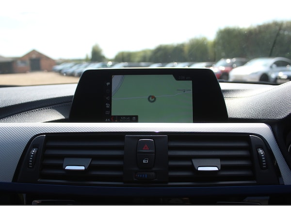 Used BMW 3 Series 2018 for sale - 75474224: Photo 24