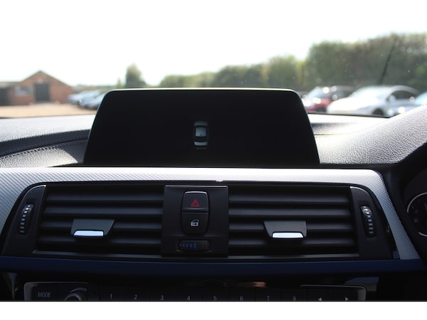 Used BMW 3 Series 2018 for sale - 75474224: Photo 25