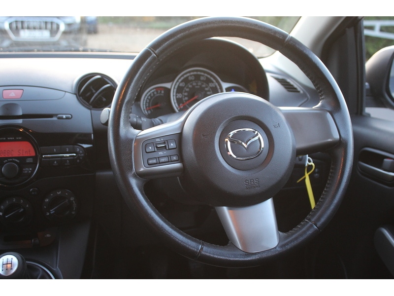 Used Mazda Mazda2 2014 for sale - 76831673: Photo 17