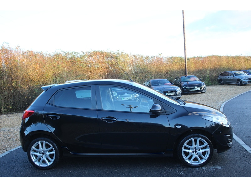 Used Mazda Mazda2 2014 for sale - 76831673: Photo 6