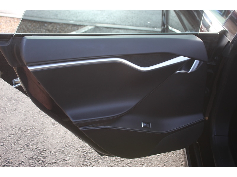 Used Tesla Model S 2018 for sale - 77222964: Photo 20