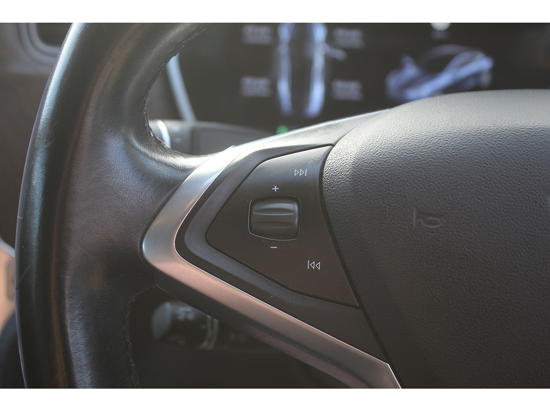 Used Tesla Model S 2018 for sale - 77222964: Photo 25