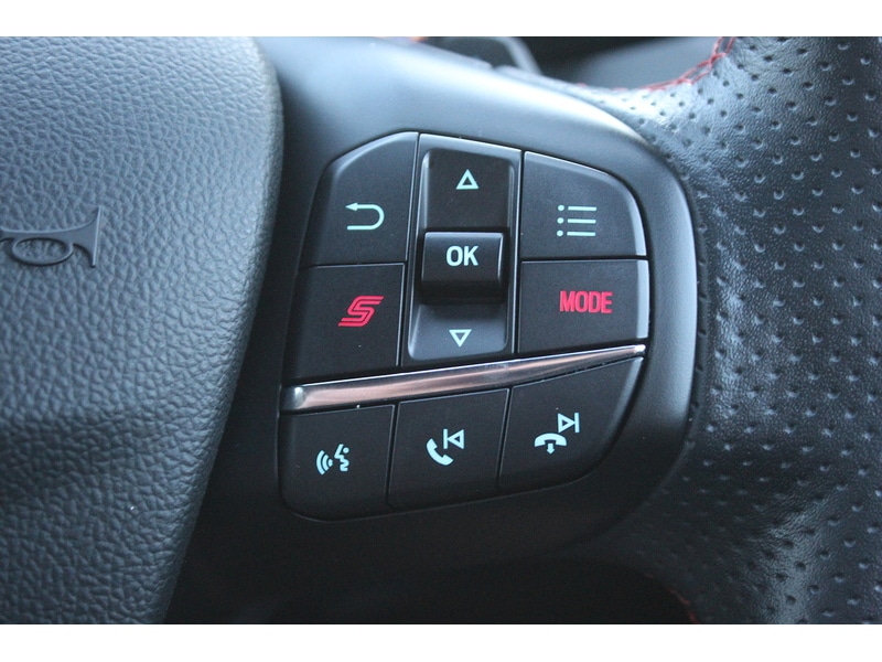 Used Ford Focus 2022 for sale - 76808316: Photo 28