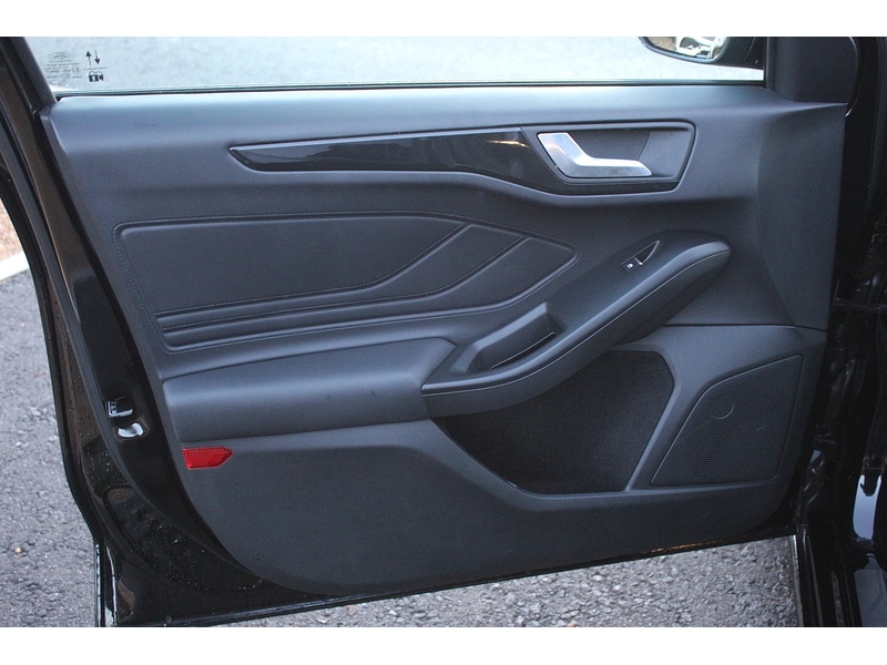 Used Ford Focus 2022 for sale - 76808316: Photo 33