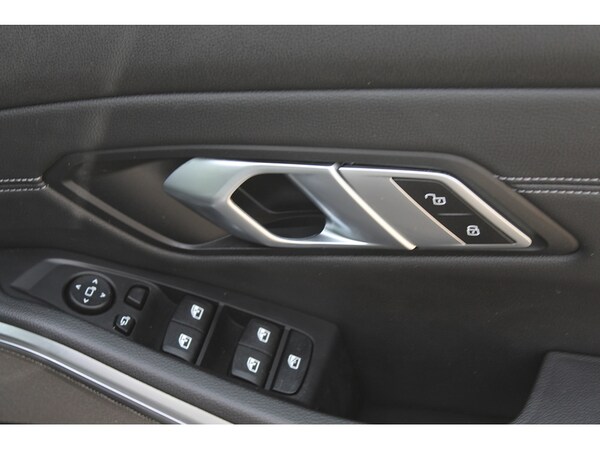 Used BMW 3 Series 2021 for sale - 75716949: Photo 31