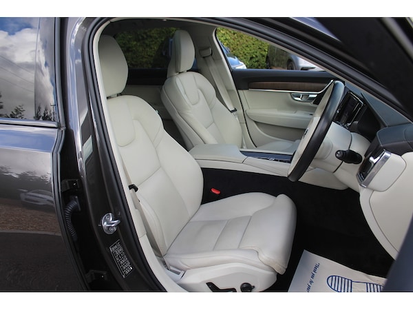 Used Volvo V90 Cross Country 2022 for sale - 75693630: Photo 15