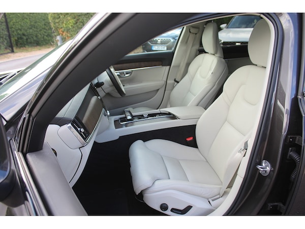 Used Volvo V90 Cross Country 2022 for sale - 75693630: Photo 16