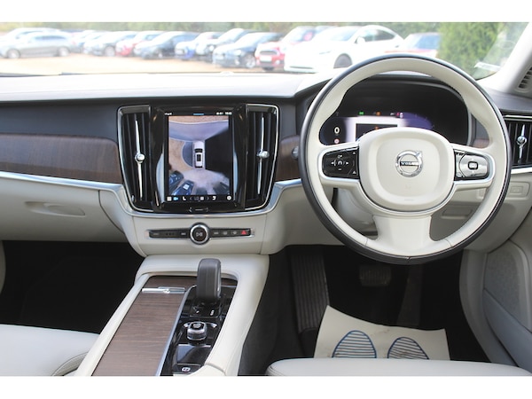 Used Volvo V90 Cross Country 2022 for sale - 75693630: Photo 19