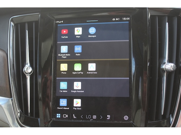 Used Volvo V90 Cross Country 2022 for sale - 75693630: Photo 24