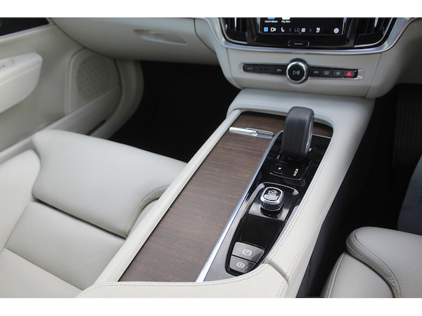 Used Volvo V90 Cross Country 2022 for sale - 75693630: Photo 25