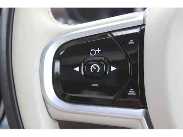 Used Volvo V90 Cross Country 2022 for sale - 75693630: Photo 27