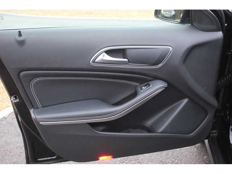 Used Mercedes-Benz GLA 2019 for sale - 77012279: Photo 31