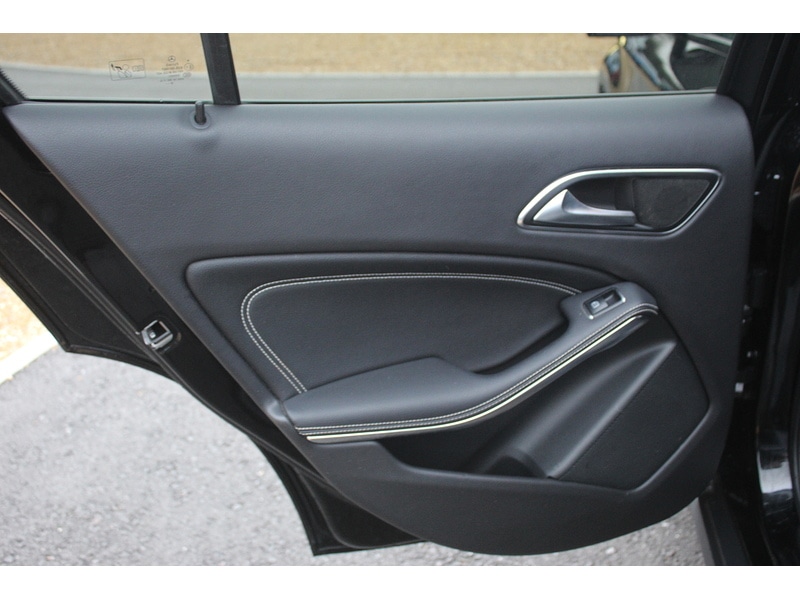 Used Mercedes-Benz GLA 2019 for sale - 77012279: Photo 32