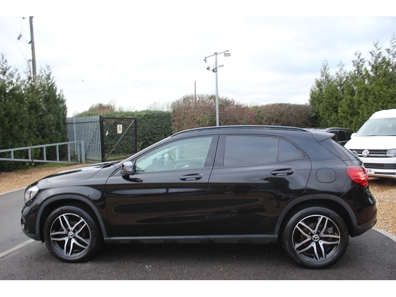 Used Mercedes-Benz GLA 2019 for sale - 77012279: Photo 8