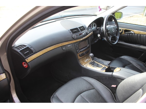 Used Mercedes-Benz E-Class 2006 for sale - 76219786: Photo 30