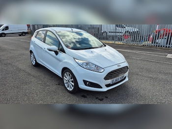 Used Ford Fiesta 2015 for sale - 79595765: Photo