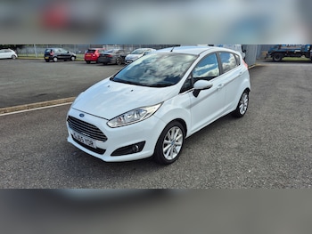 Used Ford Fiesta 2015 for sale - 79595765: Photo
