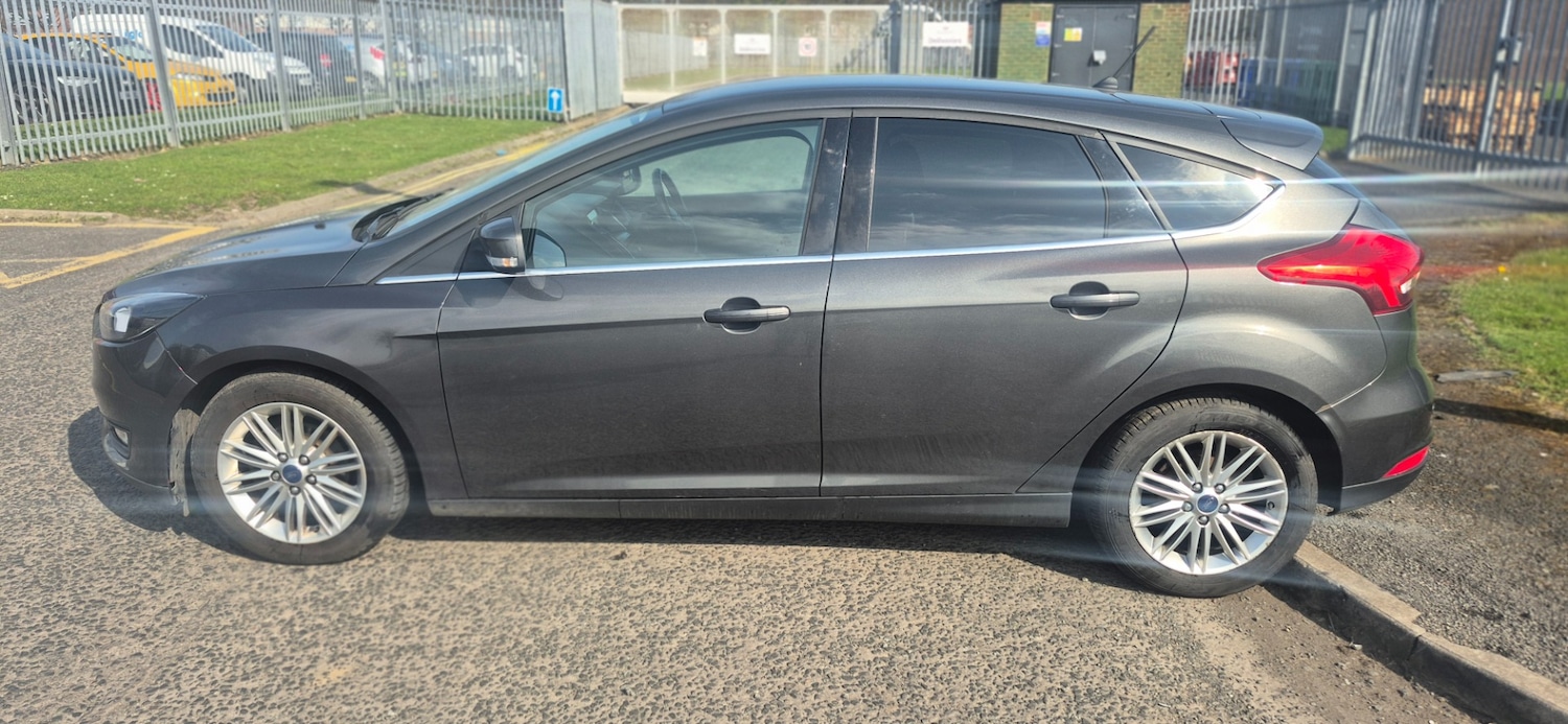 Used Ford Focus 2017 for sale - 78163834: Photo 3