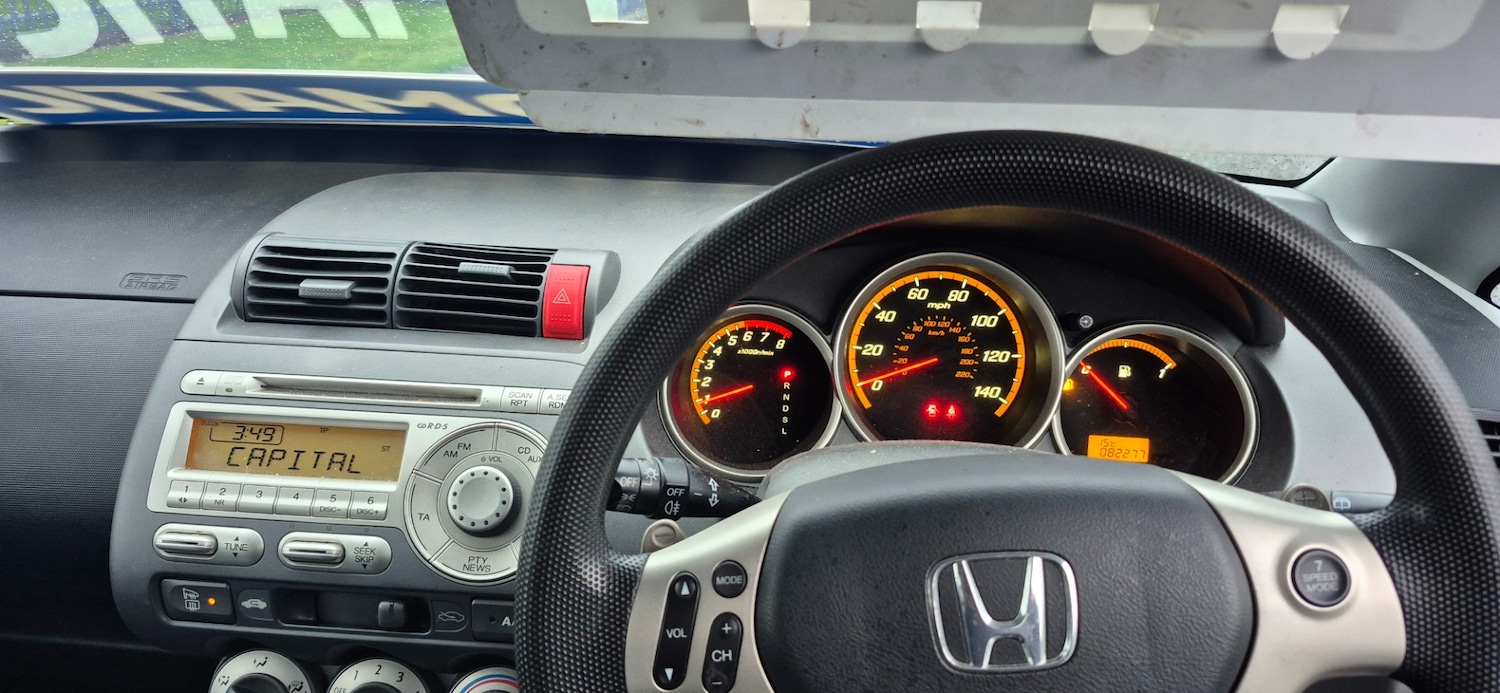 Used Honda Jazz 2006 for sale - 76427977: Photo 9