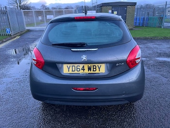 Used Peugeot 208 2014 for sale - 77073338: Photo
