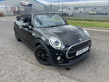 Used MINI Convertible 2018 for sale - 75731521: Photo