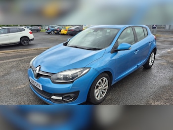 Used Renault Megane 2015 for sale - 78872197: Photo