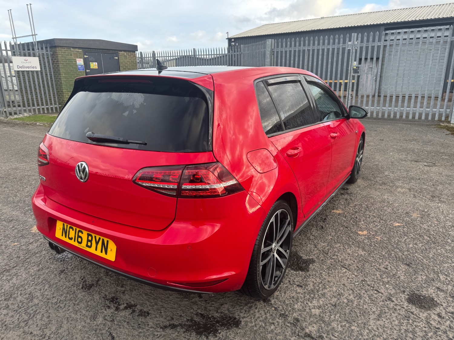 Used Volkswagen Golf 2016 for sale - 77848405: Photo 5