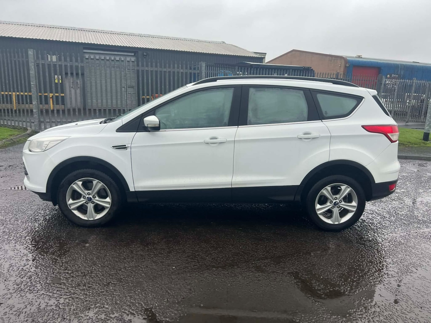 Used Ford Kuga 2015 for sale - 77450814: Photo 10