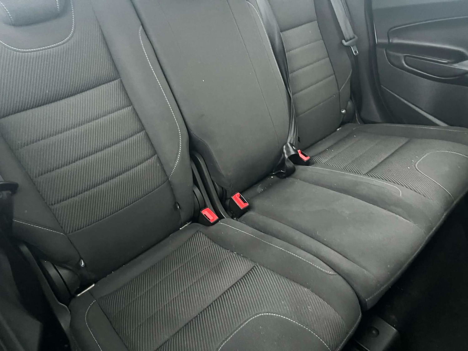 Used Ford Kuga 2015 for sale - 77450814: Photo 4