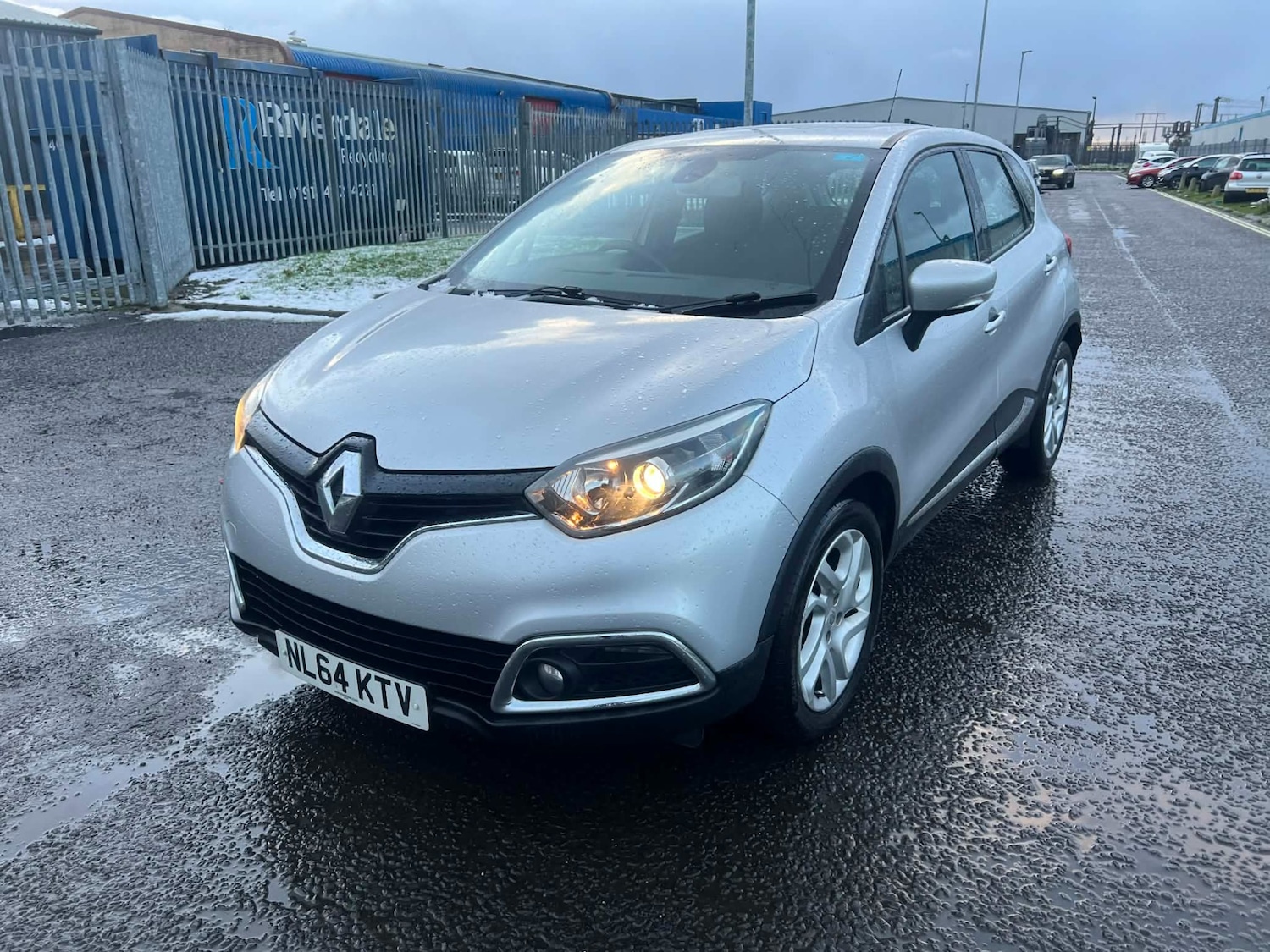 Used Renault Captur 2014 for sale - 76638401: Photo 1
