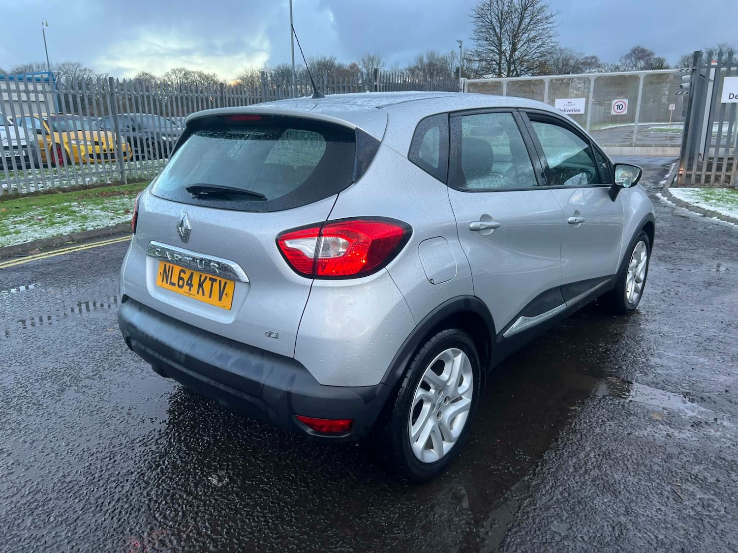 Used Renault Captur 2014 for sale - 76638401: Photo 9