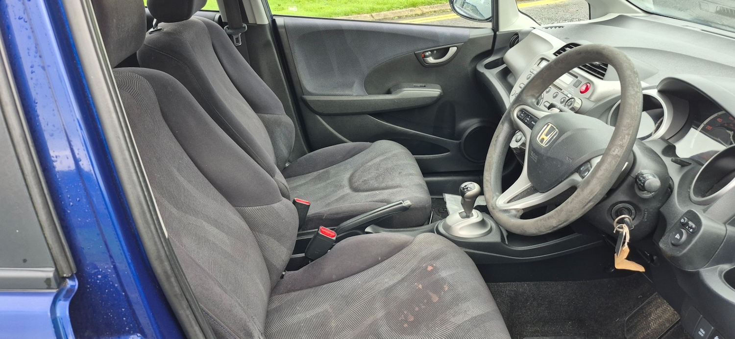 Used Honda Jazz 2010 for sale - 76517859: Photo 11