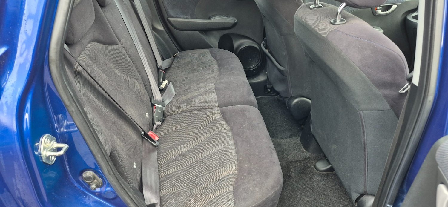 Used Honda Jazz 2010 for sale - 76517859: Photo 12