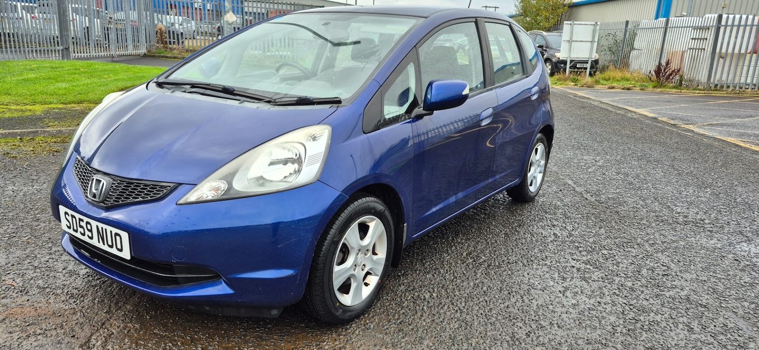 Used Honda Jazz 2010 for sale - 76517859: Photo 4