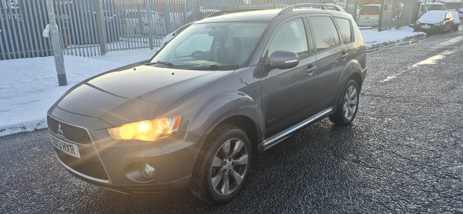 Used Mitsubishi Outlander 2013 for sale - 77107817: Photo 2