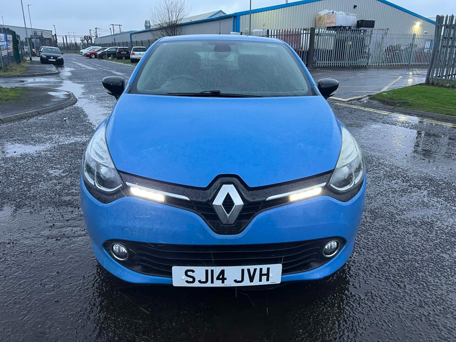Used Renault Clio 2014 for sale - 77382030: Photo 2
